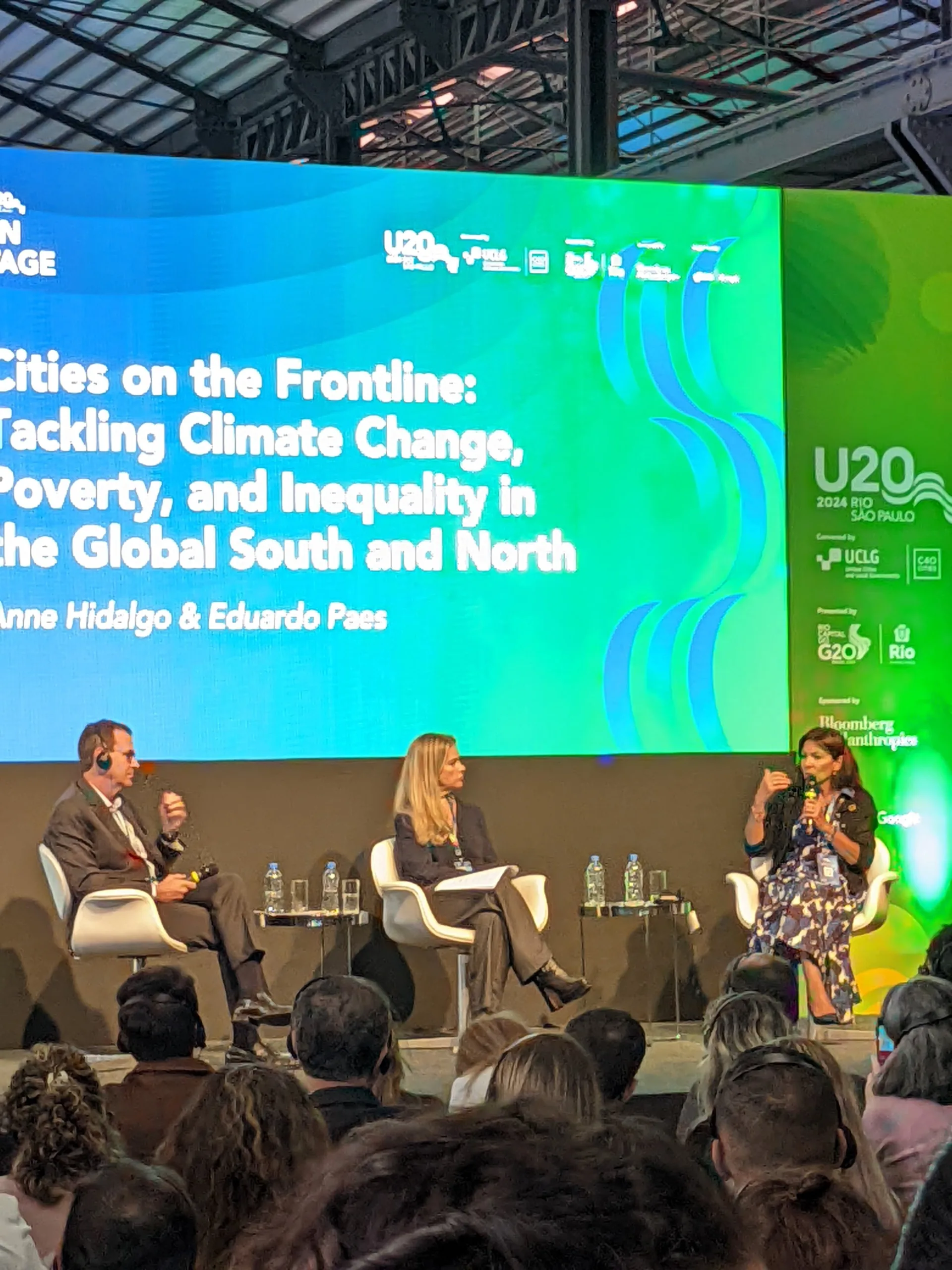 Eduardo Paes e Anne Hidalgo participaram do painel U20 Rio Summit - Foto: André Luiz - Diário Carioca