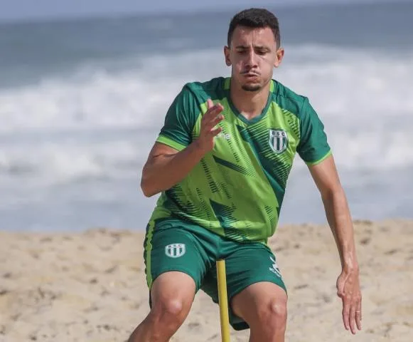 Boavista realiza treino de fortalecimento na areia da praia (Crédito: Divulgação/BSC)