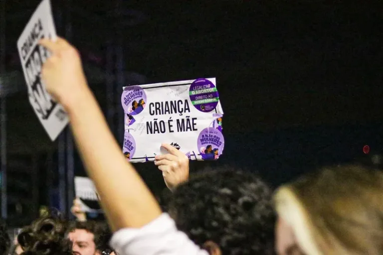 Manifestação contra PL da Gravidez Infantil – Foto: Reprodução