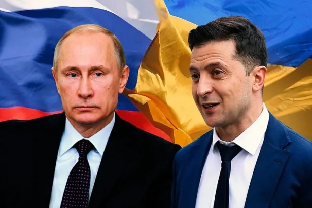 Zelensky sugere tropas estrangeiras na Ucrânia até entrada na Otan e defende fim diplomático da guerra; Putin faz exigências rígidas.