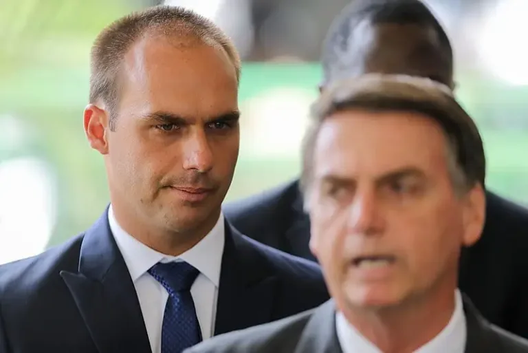 Eduardo e Jair Bolsonaro