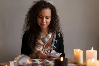 Descubra as previsões do Horóscopo do Tarot para Amor e Dinheiro na última semana de janeiro de 2025, de 20 a 26/01