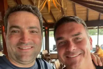 O advogado Willer Tomaz e o senador Flávio Bolsonaro (PL-RJ). Foto: Reprodução