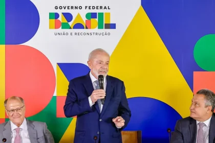 O presidente Lula durante coletiva de imprensa no Palácio do Planalto nesta quinta (30). Foto: Ricardo Stuckert/PR