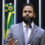 Pastor Henrique Vieira - Foto: Zeca Ribeiro - Câmara dos Deputados