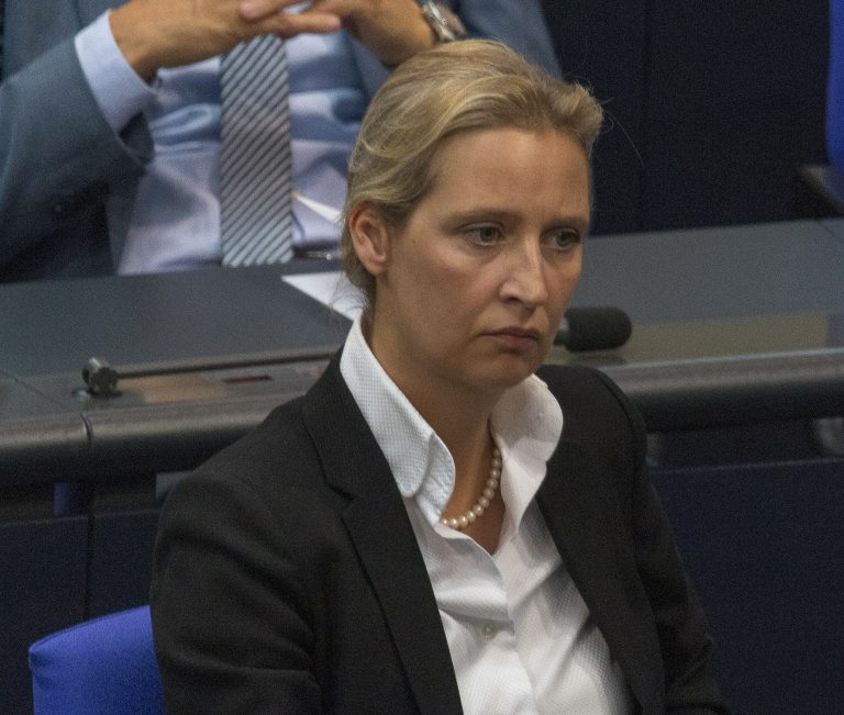 Alice Weidel lidera a AfD na eleição alemã. Partido pode se tornar a segunda maior força política