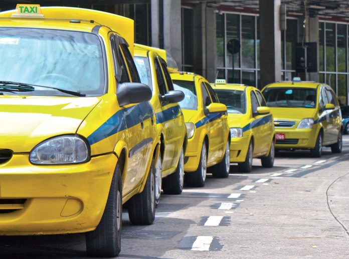 Prefeitura do Rio suspende portaria que afetava taxistas após pressão de Pedro Paulo e insatisfação da categoria