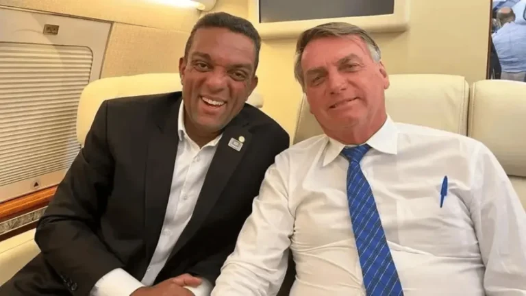 Otoni de Paula e o ex-presidente Jair Bolsonaro - Foto: Reprodução | Redes Sociais