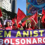 Monitoramento digital aponta maior engajamento das postagens pró-denúncia contra Bolsonaro. Esquerda dominou o debate nas redes sociais.