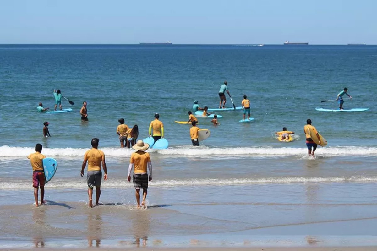 Surf para Todos: projeto democratiza o acesso ao surfe