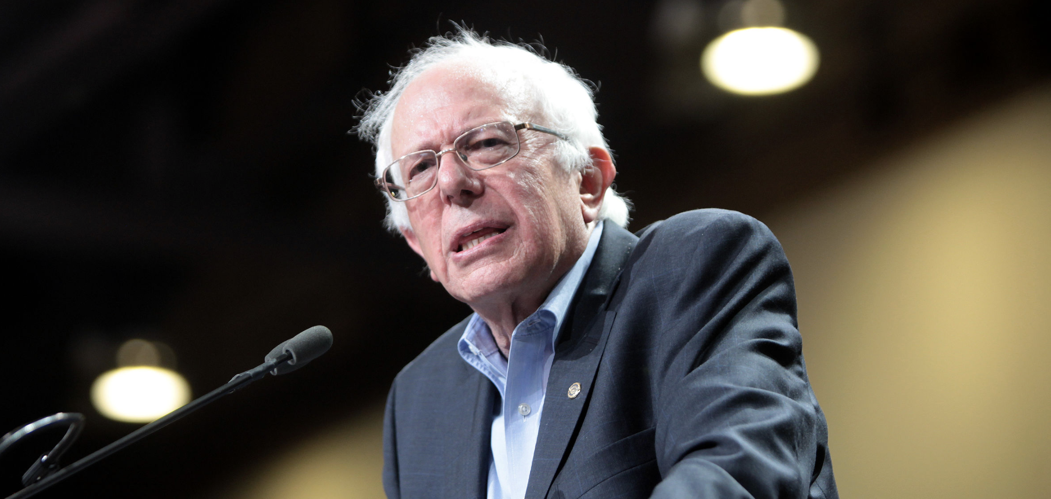 Bernie Sanders pede o fim da ajuda militar dos EUA a Israel após novos ataques a Gaza. Bombardeios deixaram centenas de mortos, incluindo crianças.
