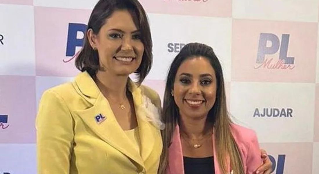 Giselle Monteiro, irmã de Gabriel Monteiro, ao lado de Michelle Bolsonaro - Foto: Reprodução