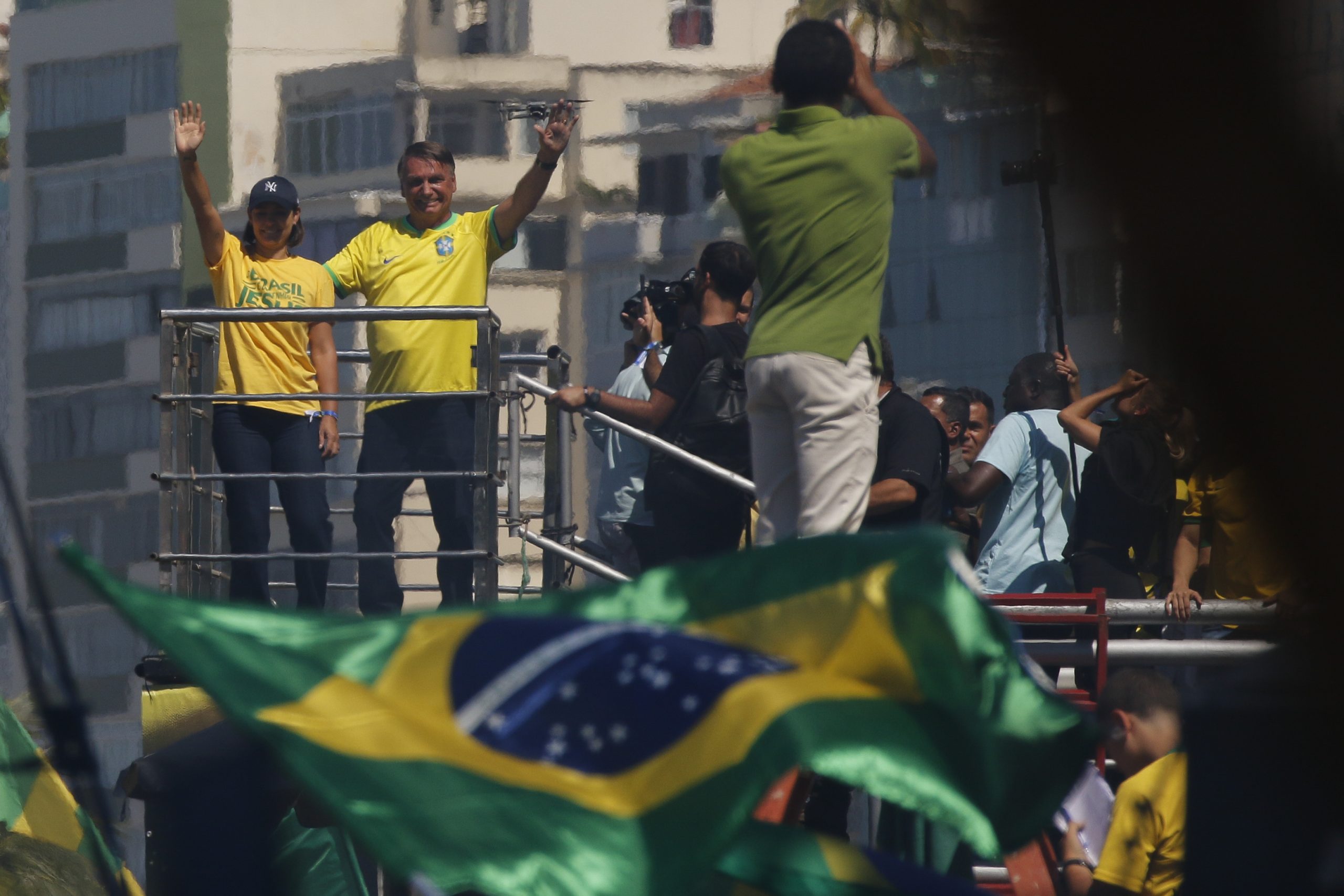 Rio de Janeiro RJ 21 04 2024-Em Copacabana o ex presidente Jair Bolsonaro exige anistia a presos de 8 de janeiro e exalta o bilionário Elon Musk. Foto: RS /via Fotos Públicas