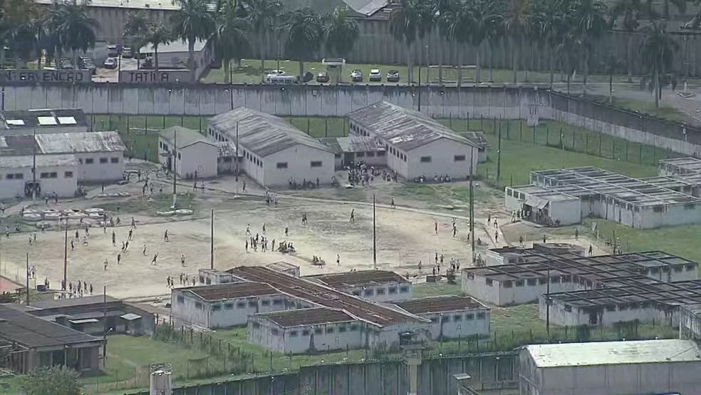 Complexo prisional de Gericinó, em Bangu — Foto: Reprodução/TV Globo