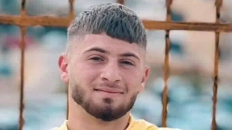 Familiares de Walid Ahmed lamentam sua morte em prisão israelense.