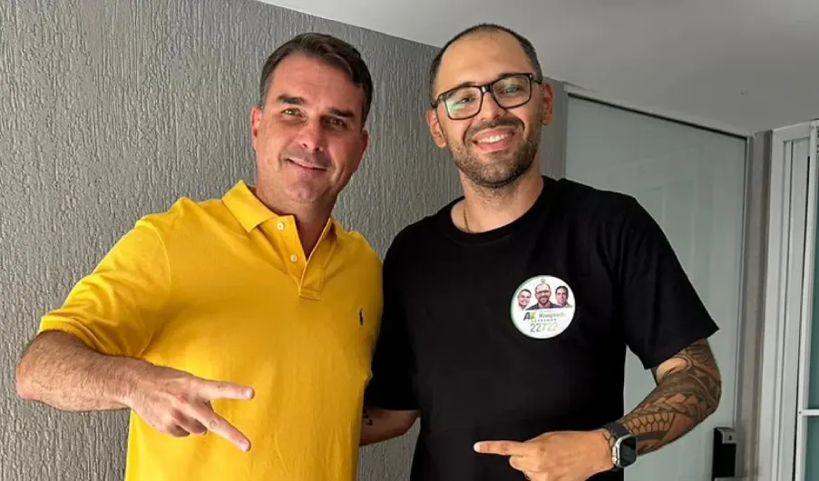 Flávio Bolsonaro e o deputado estadual Alexandre Knoploch (PL-RJ). Foto: reprodução