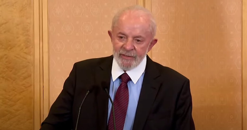 Presidente Lula (PT) durante coletiva em Tóquio, no Japão: o petista disse que Bolsonaro não tem como provar a inocência. Foto: Reprodução