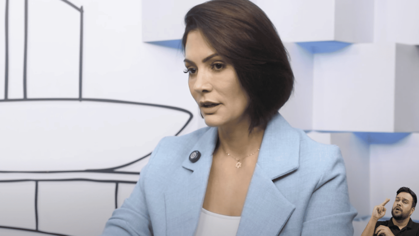 Michelle Bolsonaro, ex-primeira-dama, em entrevista. Foto: Divulgação