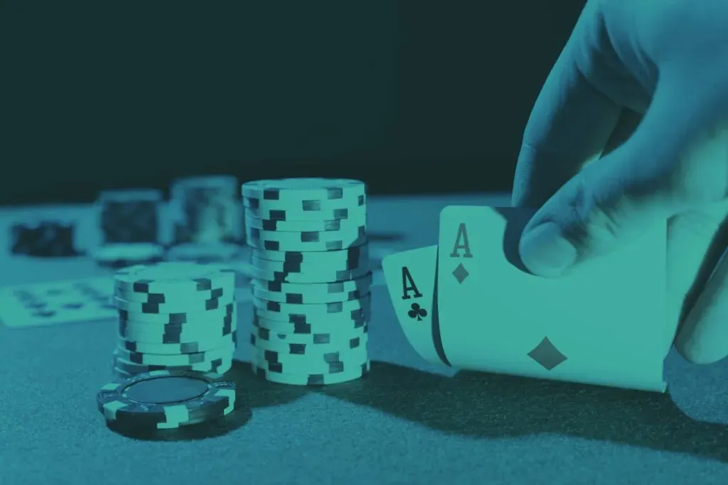 Estratégias infalíveis para ganhar no poker: dicas e truques