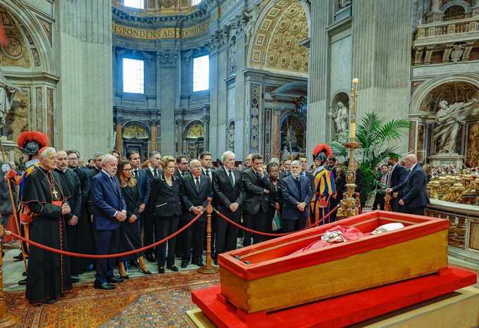 Lula no Velório do Papa Francisco - Foto: Reprodução X @Lulaoficial