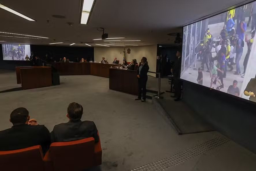 Vídeo exibido durante julgamento de denúncia da trama golpista na Primeira Turma do STF — Foto: Antonio Augusto/STF/26-03-2025
