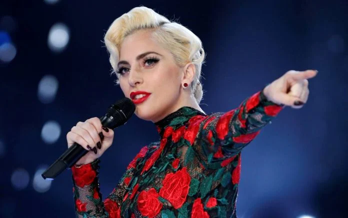 Show da Lady Gaga na Praia de Copacabana supera expectativas e movimenta a economia