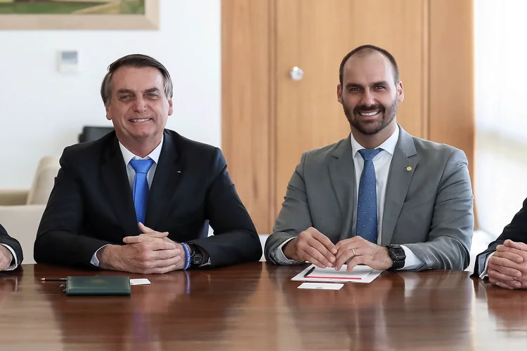 Jair e Eduardo Bolsonaro - Foto: Marcos Correa - PR