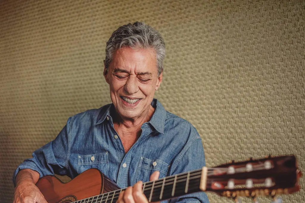O cantor e compositor Chico Buarque. Foto: Divulgação