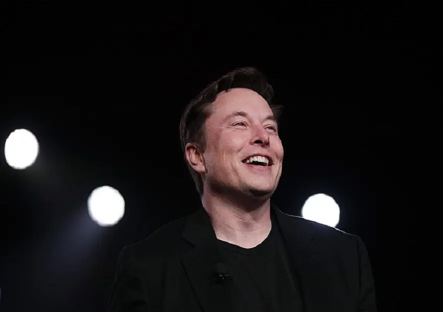 Elon Musk ataca NYT após denúncia de drogas