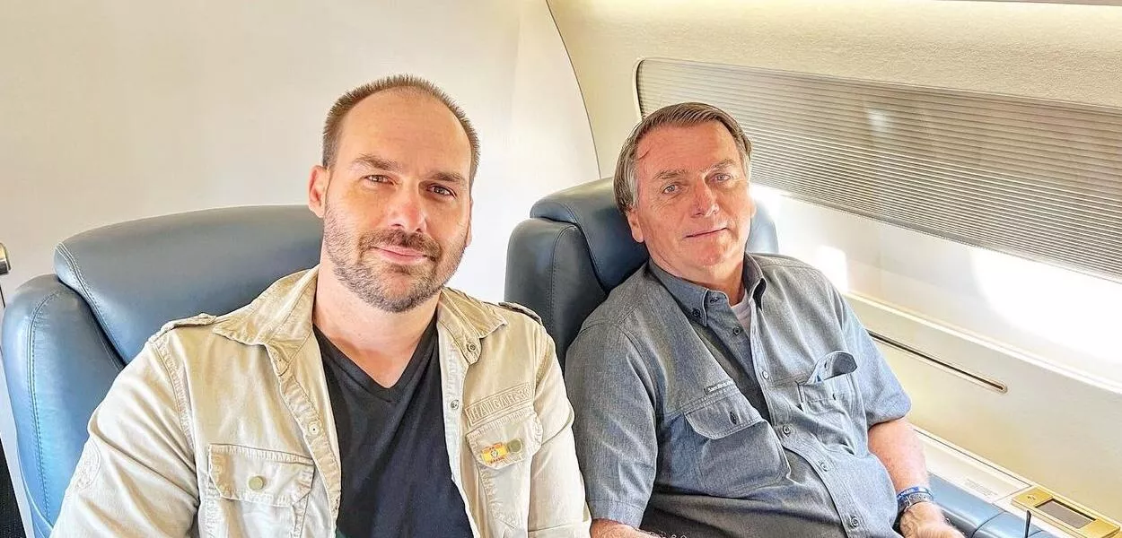 Eduardo e Jair Bolsonaro (Foto: Reprodução)