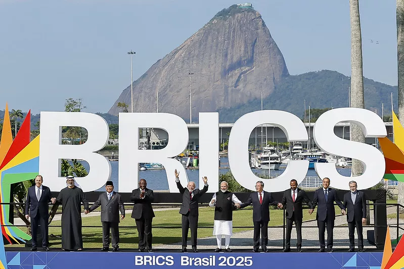 Presidente da República, Luiz Inácio Lula da Silva, posa para Fotografia de família dos Chefes de Estado e de Governo dos países-membros do BRICS (Foto: Ricardo Stuckert)