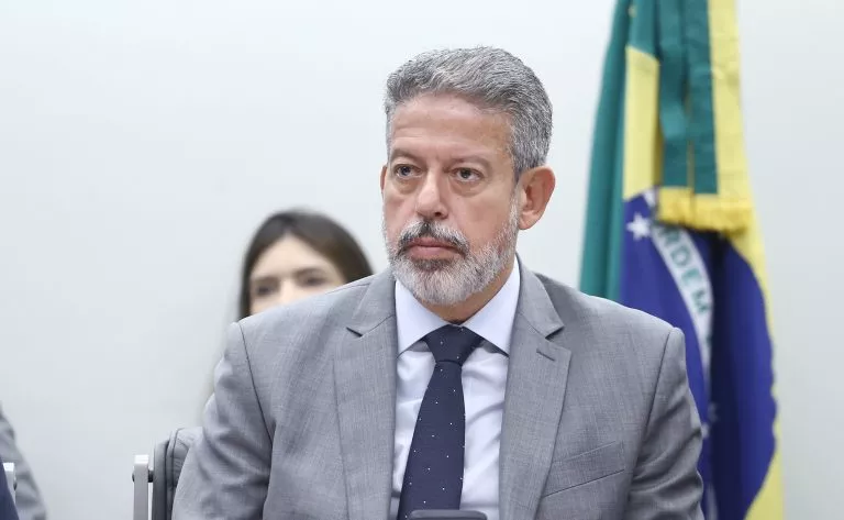 Arthur Lira (PP-AL), relator do projeto que altera a legislação do Imposto de Renda (PL 1087/25) (Foto: Vinicius Loures / Câmara dos Deputados )