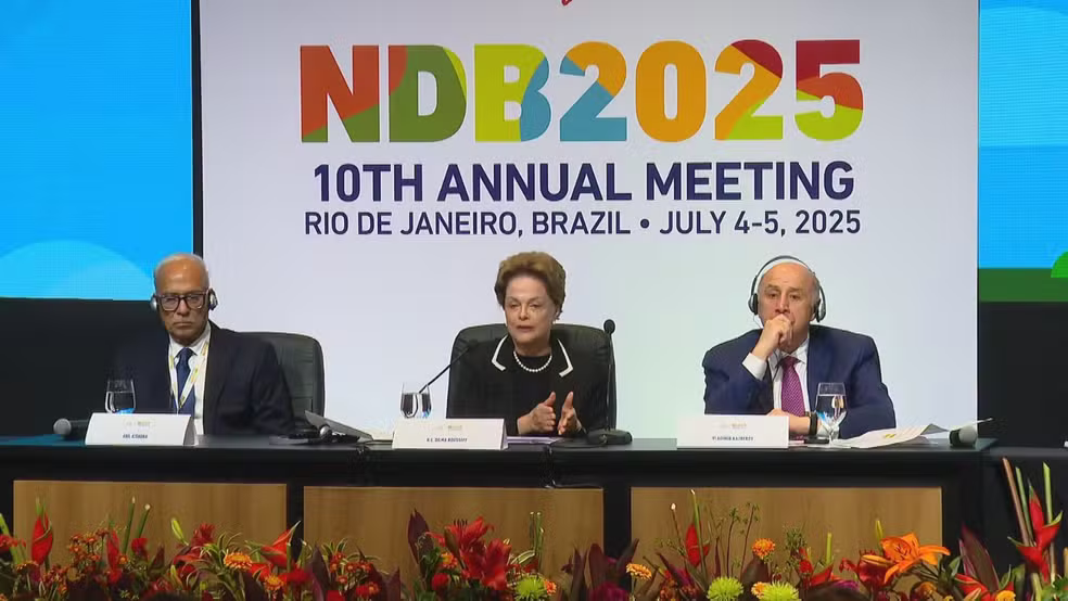 Colômbia e Uzbequistão entram para o Banco do Brics, anuncia Dilma Rousseff no Rio — Foto: Reprodução TV Globo