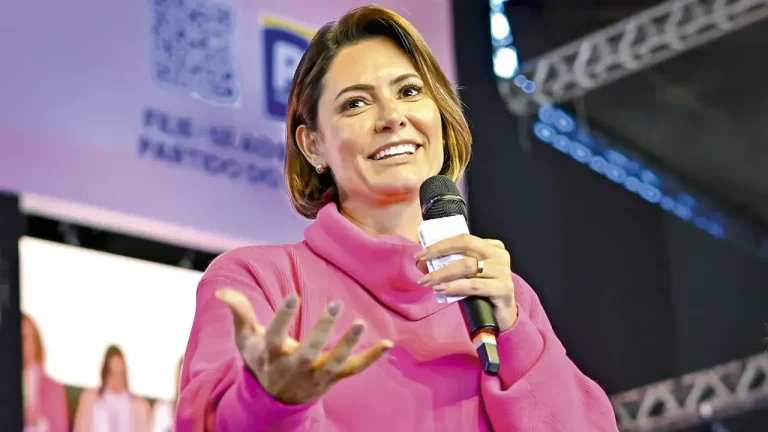Michelle Bolsonaro, ex-primeira-dama, em evento do PL. Foto: Zack Stencil/PL