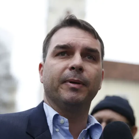 Flávio Bolsonaro - © Tânia Rêgo/Agência Brasil