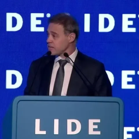 O ministro do Supremo Tribunal Federal (STF) André Mendonça durante discurso em evento do grupo Lide, no Rio de Janeiro, nesta sexta (22). Foto: Reprodução