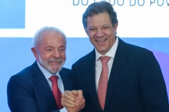 Lula e Haddad - © Valter Campanato/Agência Brasil