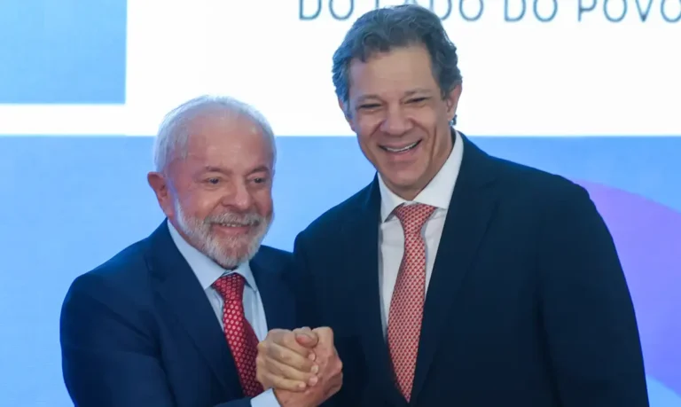 Lula e Haddad - © Valter Campanato/Agência Brasil