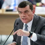 Fux vota pela absolvição de ex-ministro da Defesa de Bolsonaro