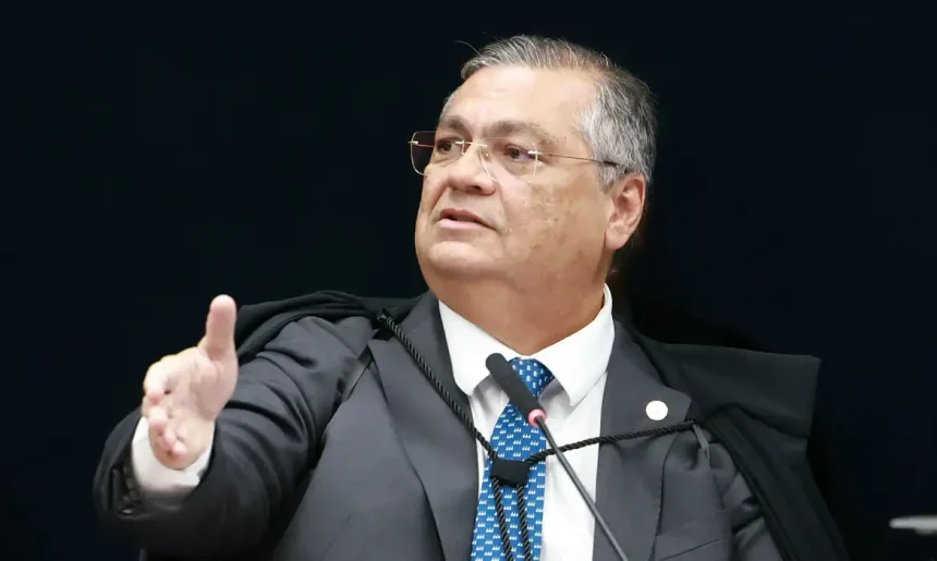 Flávio Dino sofre ameaças e aciona PF após voto contra Bolsonaro | Diário Carioca Flávio Dino © Luiz Silveira/STF