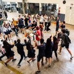 Arte pública ocupa escolas do Rio e de Niterói com oficinas culturais