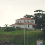 Fazenda do Engenho Dágua. À esquerda, o viaduto inicial da Linha Amarela