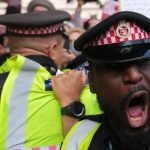 Reino Unido prende 890 em ato pró-Palestina após acionar lei antiterrorismo