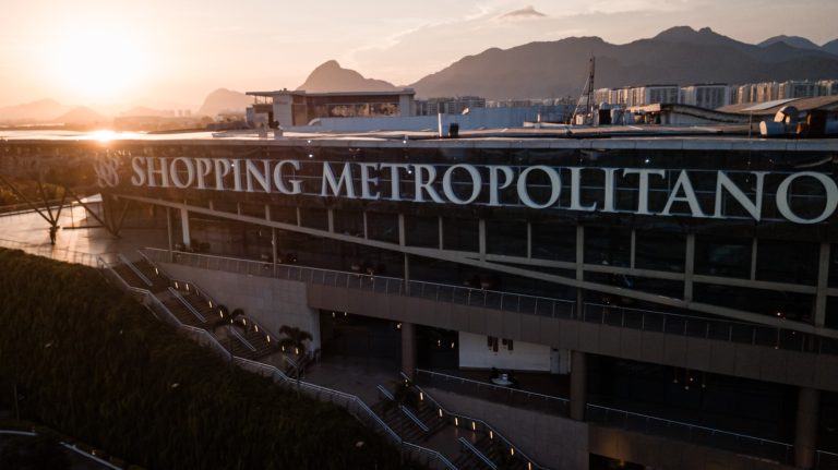 Feira de Adoção Pet volta ao Shopping Metropolitano Barra neste sábado