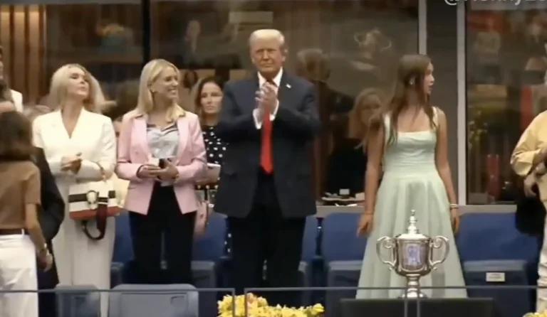 Trump aplaude a si mesmo no US Open