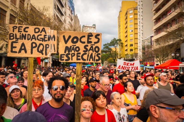 PEC da Blindagem: protestos mudam votos no Senado e inviabilizam aprovação