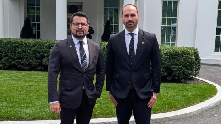 Eduardo Bolsonaro em Washington articulando sanções contra Alexandre de Moraes