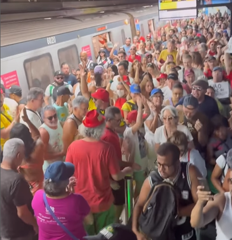 Milhares ocupam o metrô de Copacabana e marcham até a praia em ato contra a PEC da Blindagem e o PL da Anistia, com artistas da MPB liderando protesto histórico no Rio.