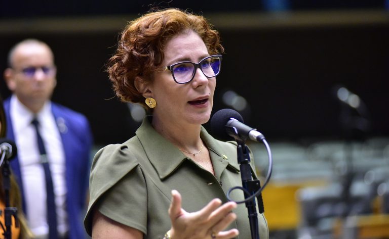 Carla Zambelli - Foto: Zeca Ribeiro/Câmara dos Deputados