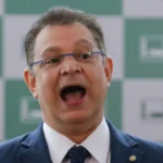 Sóstenes Cavalcante durante coletiva a imprensa no salão verde da Câmara dos Deputados. Foto Lula Marques/ Agência Brasil